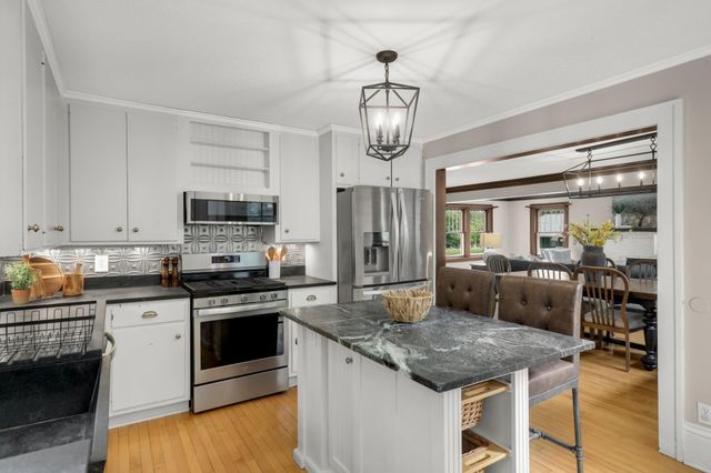 2245 Shadywood Road, Wayzata, MN 55391