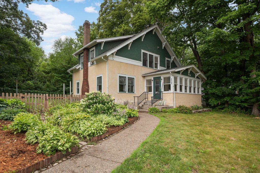 2245 Shadywood Road, Wayzata, MN 55391