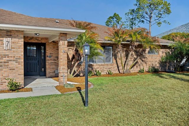 7 BIRD LAND PLACE, Palm Coast, FL 32137