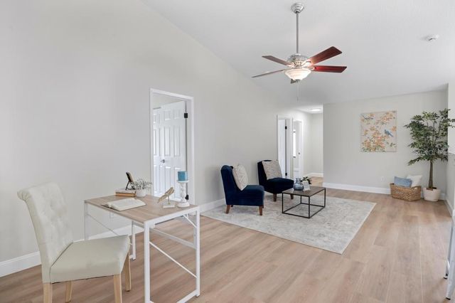 7 BIRD LAND PLACE, Palm Coast, FL 32137