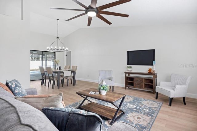 7 BIRD LAND PLACE, Palm Coast, FL 32137