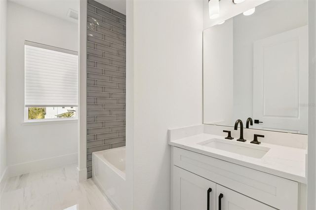 9720 LAUREL BERRY DRIVE, Orlando, FL 32827