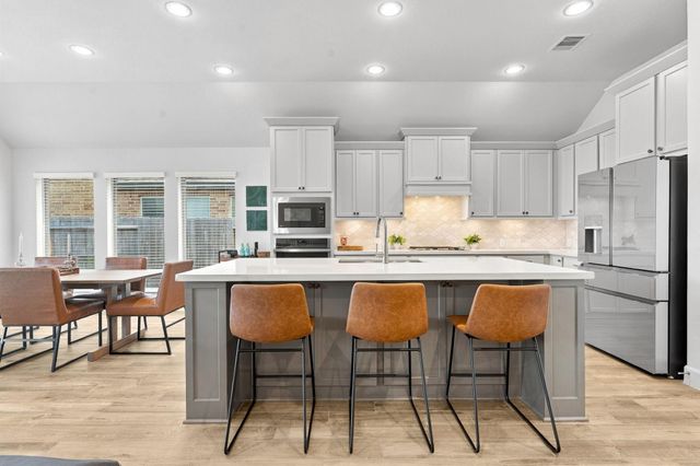2110 Bronze Creek Lane, Rosenberg, TX 77469