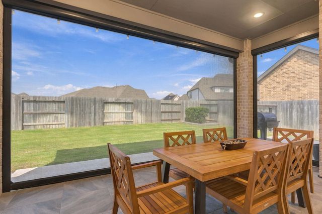 2110 Bronze Creek Lane, Rosenberg, TX 77469