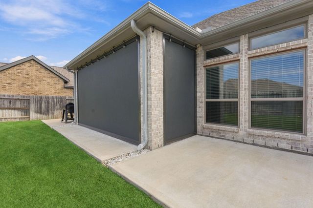 2110 Bronze Creek Lane, Rosenberg, TX 77469