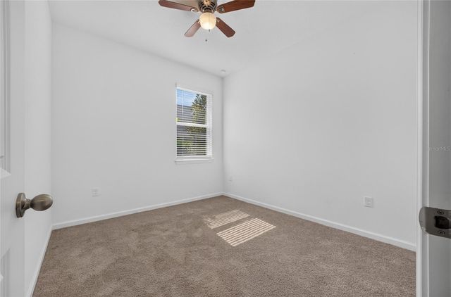 4406 DAVOS DR, Clermont, FL 34711