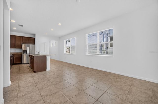 4406 DAVOS DR, Clermont, FL 34711