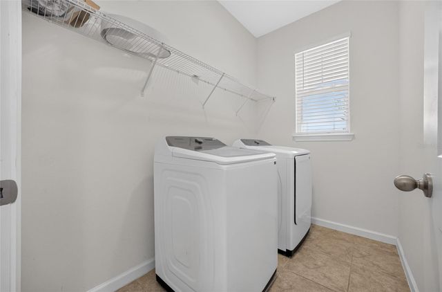 4406 DAVOS DR, Clermont, FL 34711