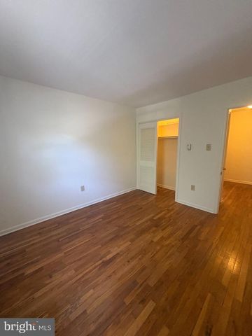 1116 WAYNE AVE, Coatesville, PA 19320
