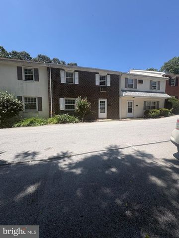1116 WAYNE AVE, Coatesville, PA 19320