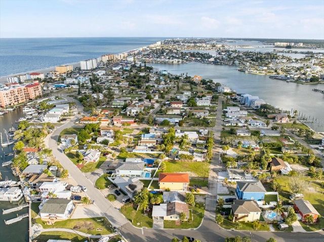 13104 4TH STREET E, Madeira Beach, FL 33708