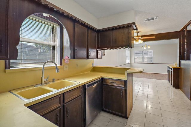 1211 Pecan Street, Channelview, TX 77530