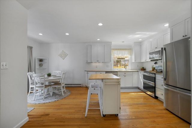 231 Route 28 2, Harwich, MA 02671