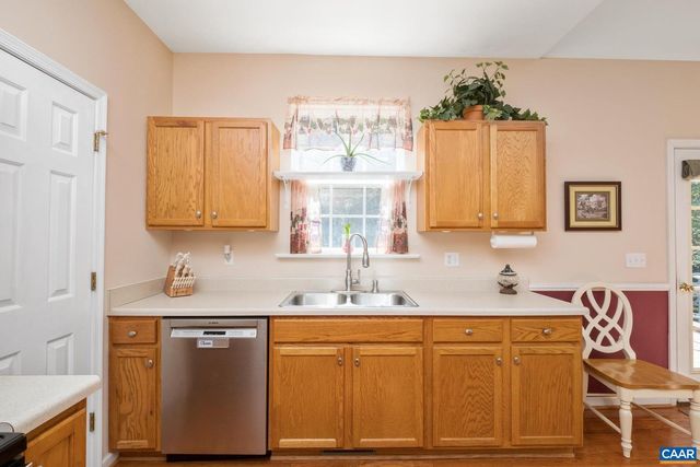 15 NARCISSUS RD, Ruckersville, VA 22968