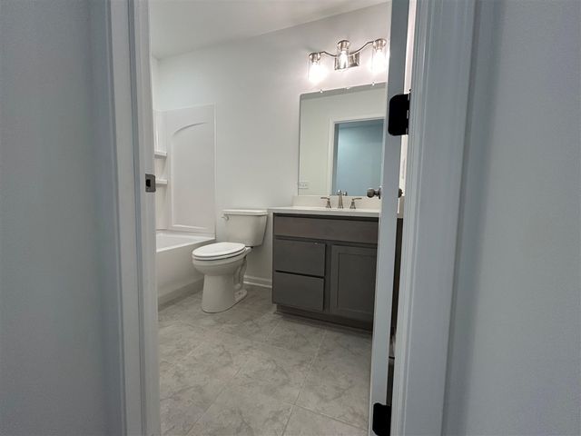 2776 Bristol Ridge Drive 37, Ann Arbor, MI 48105