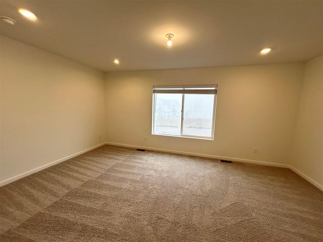 2776 Bristol Ridge Drive 37, Ann Arbor, MI 48105