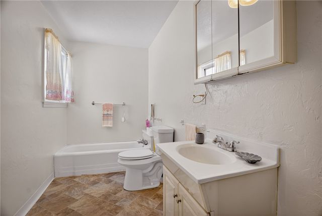 14 4th St, Sharpsburg, PA 15215