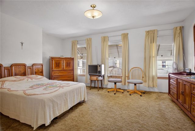 14 4th St, Sharpsburg, PA 15215