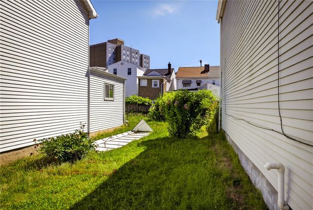 14 4th St, Sharpsburg, PA 15215