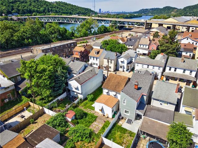 14 4th St, Sharpsburg, PA 15215