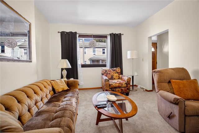 14 4th St, Sharpsburg, PA 15215