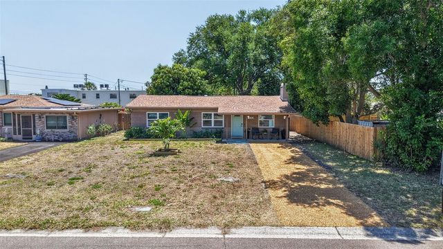 5810 7TH AVENUE S, Gulfport, FL 33707