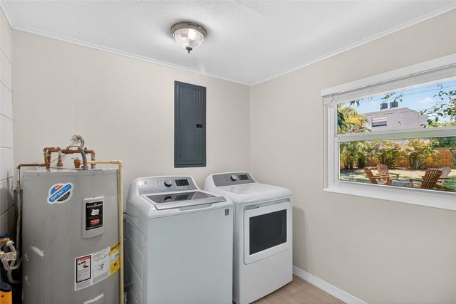 5810 7TH AVENUE S, Gulfport, FL 33707