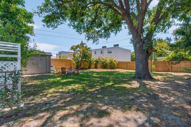 5810 7TH AVENUE S, Gulfport, FL 33707