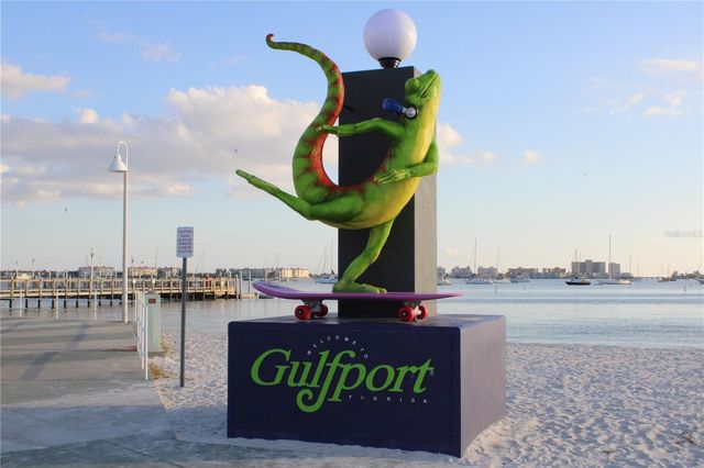 5810 7TH AVENUE S, Gulfport, FL 33707
