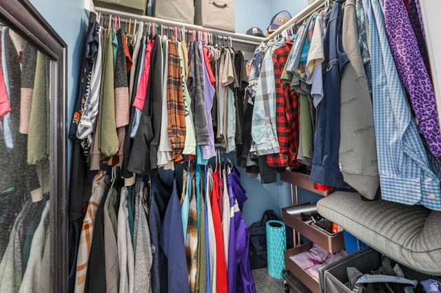 761 E GABLES LN, Midvale, UT 84047