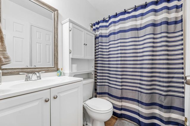 761 E GABLES LN, Midvale, UT 84047