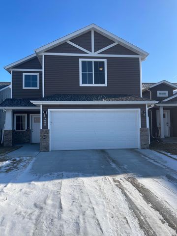 3686 Chinook Drive S, Fargo, ND 58104