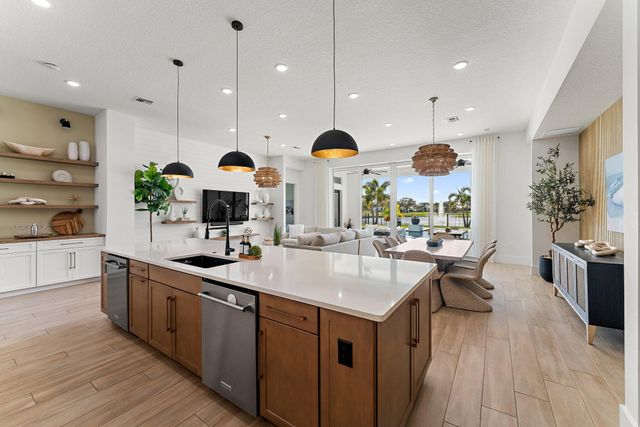 20124 SE Bridgewater Drive, Jupiter, FL 33458