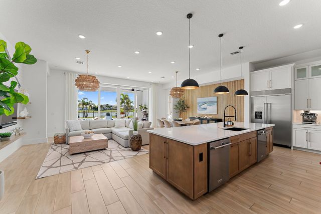 20124 SE Bridgewater Drive, Jupiter, FL 33458