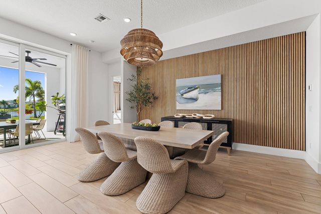 20124 SE Bridgewater Drive, Jupiter, FL 33458