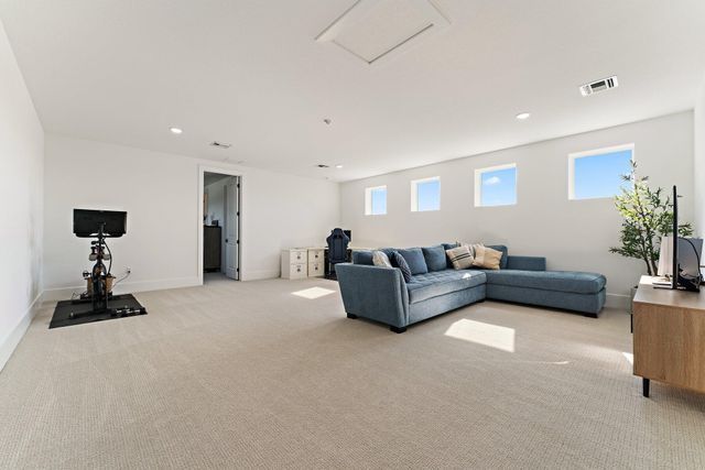 20124 SE Bridgewater Drive, Jupiter, FL 33458