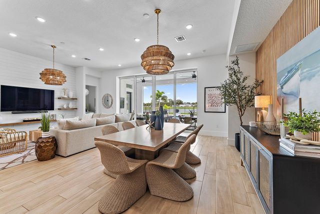 20124 SE Bridgewater Drive, Jupiter, FL 33458