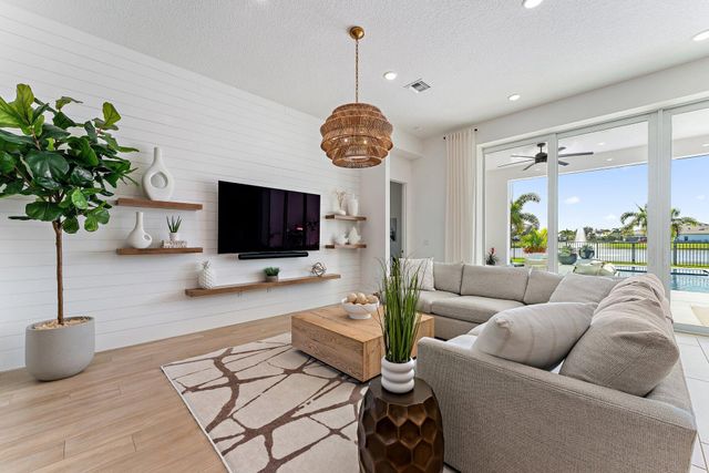 20124 SE Bridgewater Drive, Jupiter, FL 33458