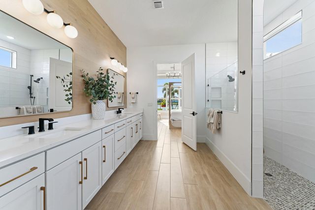 20124 SE Bridgewater Drive, Jupiter, FL 33458