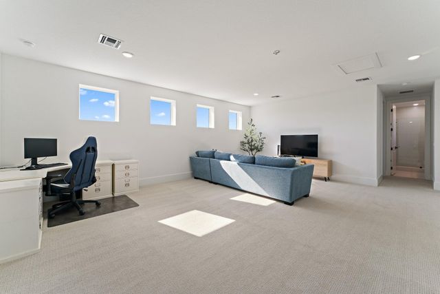 20124 SE Bridgewater Drive, Jupiter, FL 33458