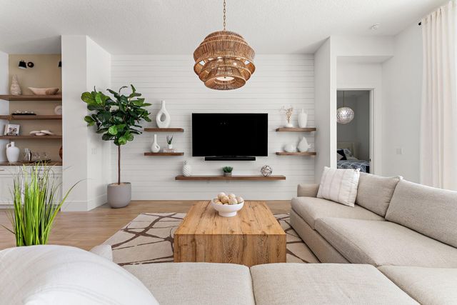 20124 SE Bridgewater Drive, Jupiter, FL 33458