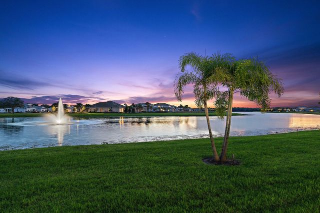 20124 SE Bridgewater Drive, Jupiter, FL 33458