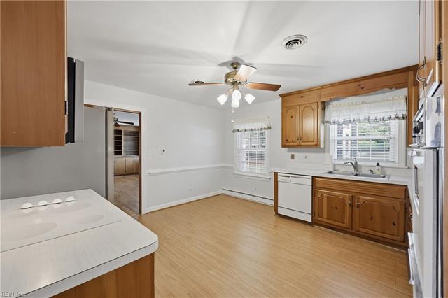 5221 Bingham DR, Portsmouth, VA 23703
