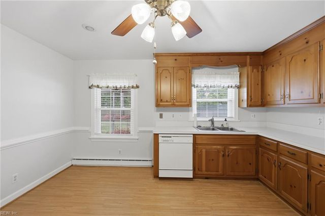 5221 Bingham DR, Portsmouth, VA 23703