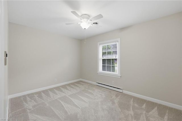 5221 Bingham DR, Portsmouth, VA 23703