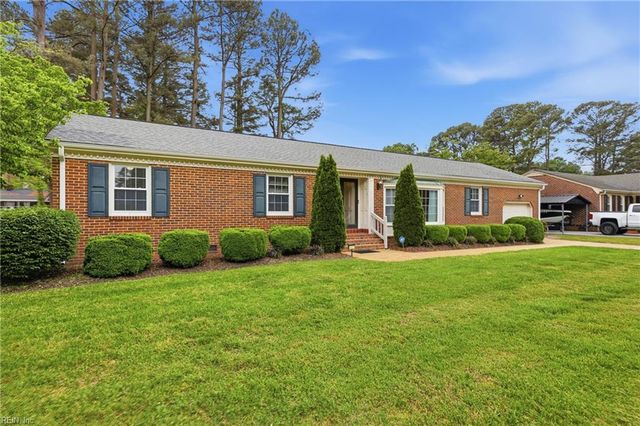 5221 Bingham DR, Portsmouth, VA 23703
