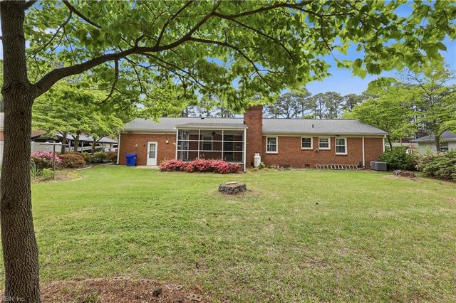 5221 Bingham DR, Portsmouth, VA 23703