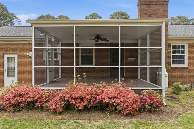 5221 Bingham DR, Portsmouth, VA 23703
