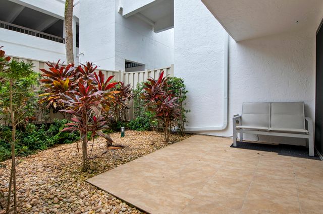 4744 S Ocean Boulevard C-114, Highland Beach, FL 33487