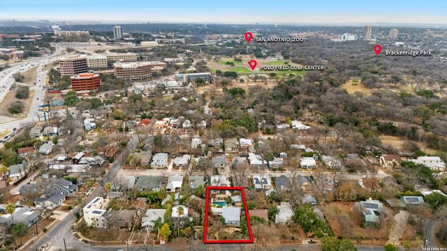 123 Armour Pl, San Antonio, TX 78212